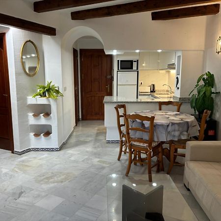 Aldea Del Mar Apartment ตอร์เรเวียคา ภายนอก รูปภาพ