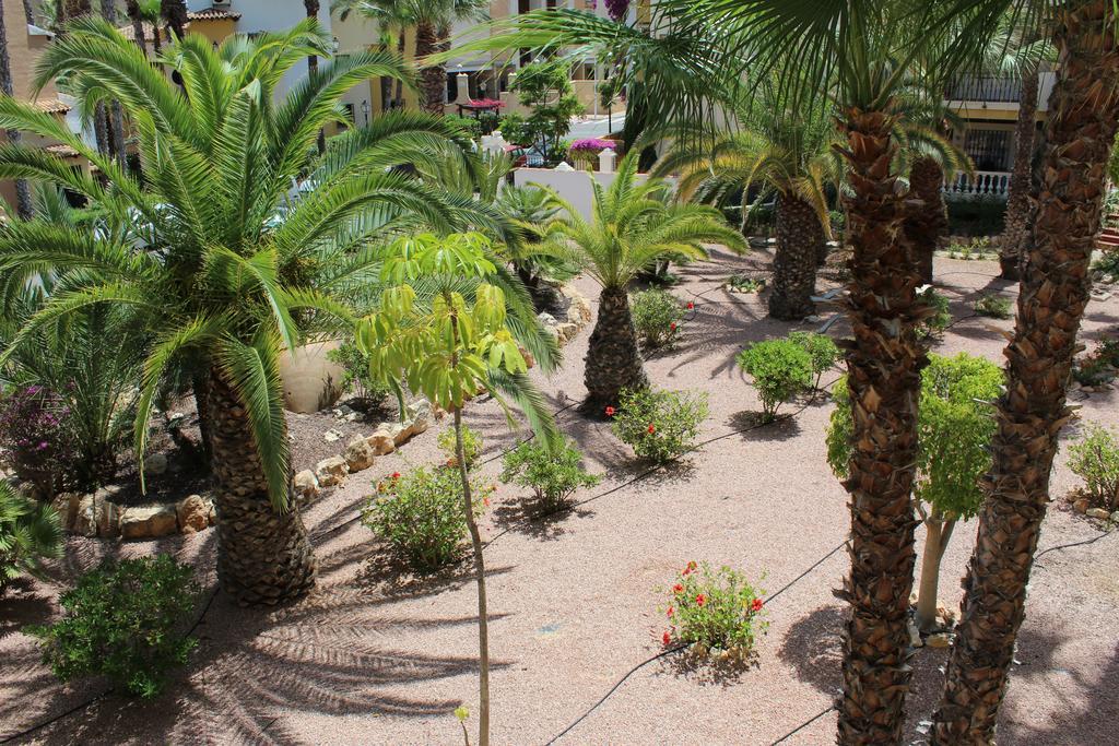 Aldea Del Mar Apartment ตอร์เรเวียคา ภายนอก รูปภาพ